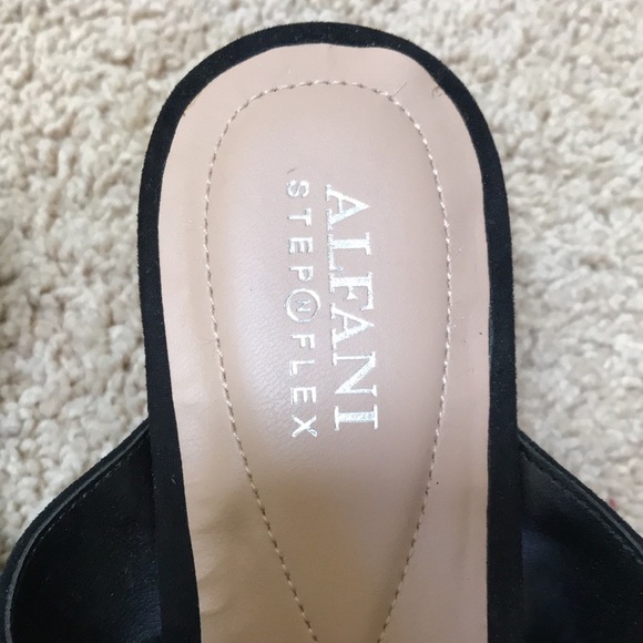 Alfani Step N Flex SZ 8M black suede sandals . - Picture 2 of 8